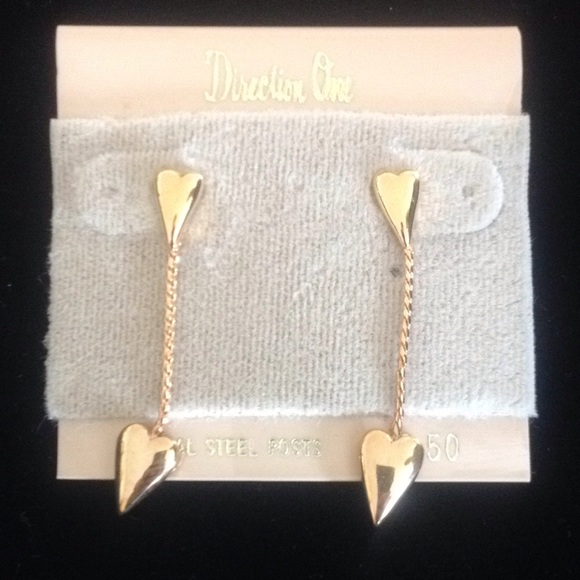 Gold tone pierced earrings ***3 for $10*** bundled - Picture 1 of 3